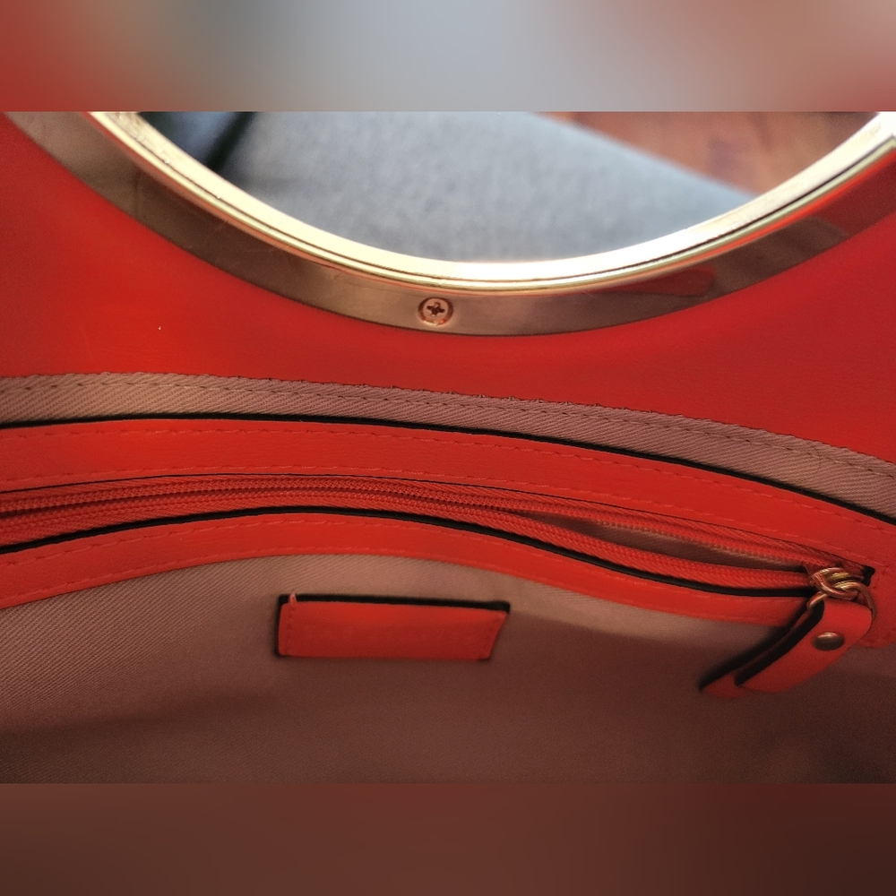 Coral clutch - The Limited - Picture 5 of 8